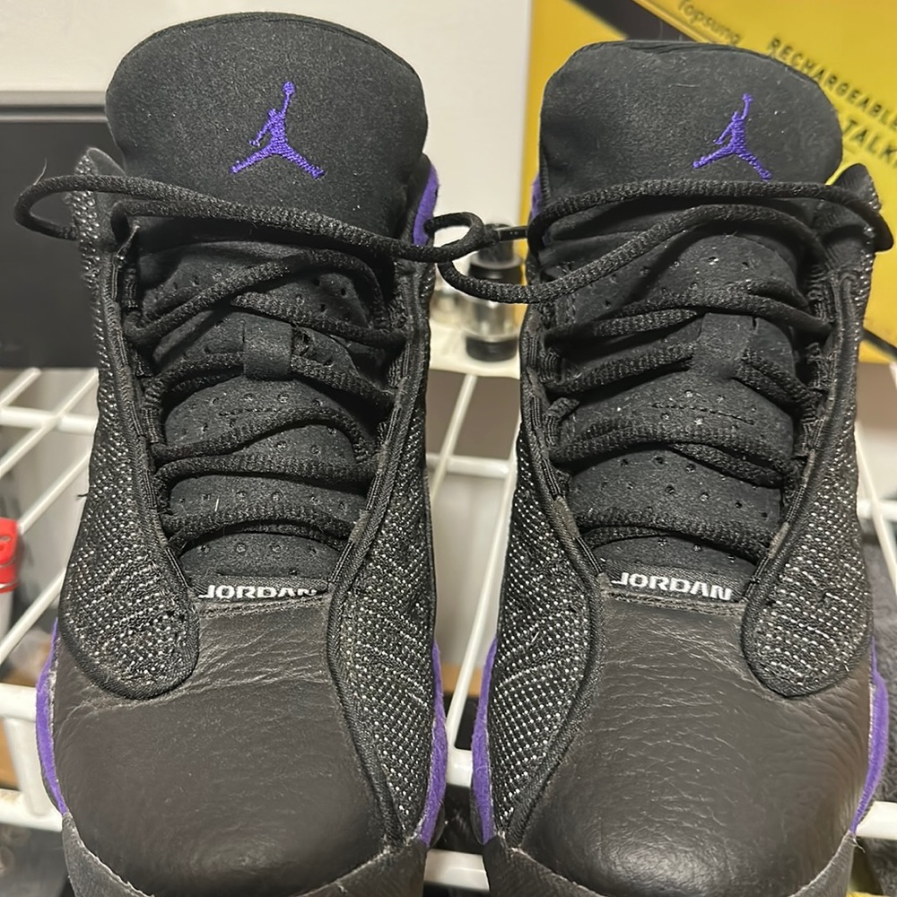 Court purple Jordan’s kids size 4